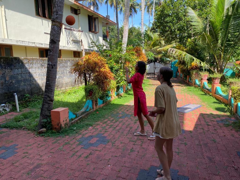 Happy Buddha Homestay Varkala Exterior photo